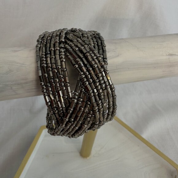 Gray Beaded Bracelet - Costume Jewelry - Picture 5 of 5